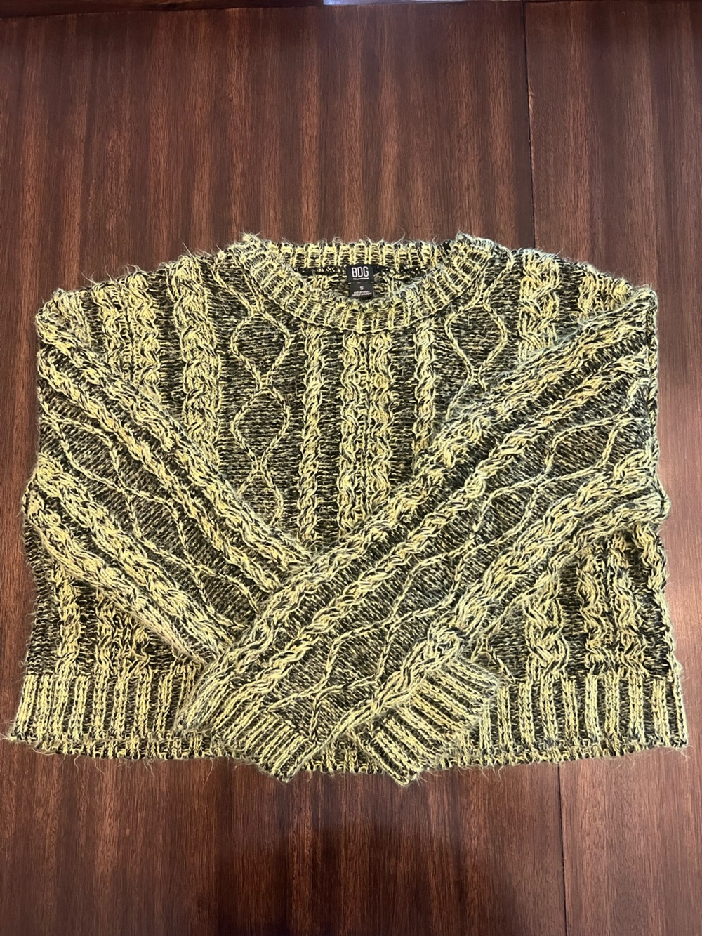 BDG Marled Green Cable Knit V-Neck Sweater